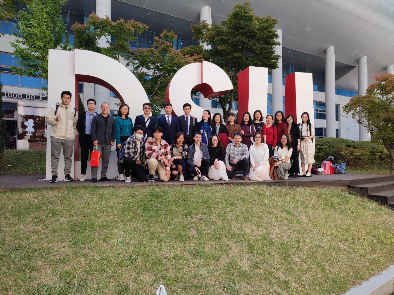 Đoàn công tác trường Đại học Kinh tế quốc dân thăm và làm việc tại Đại học  Dongseo, Hàn Quốc - Khoa Quản trị kinh doanh - Trường đại học Kinh tế quốc  dân